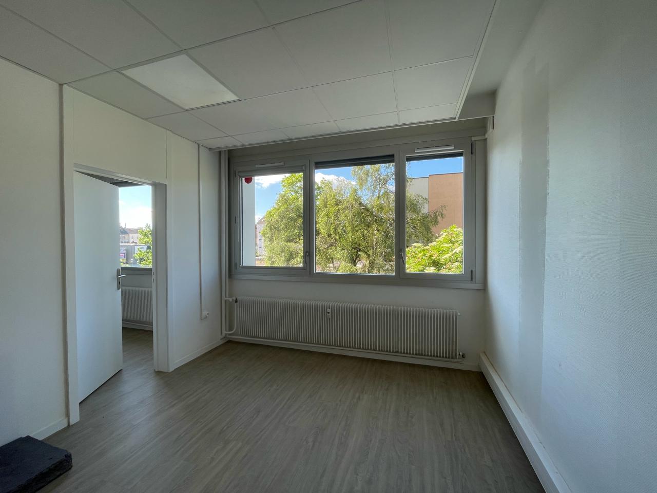Bureau Metz 107m² Location bureau Metz Moselle OLBUR2424577 6
